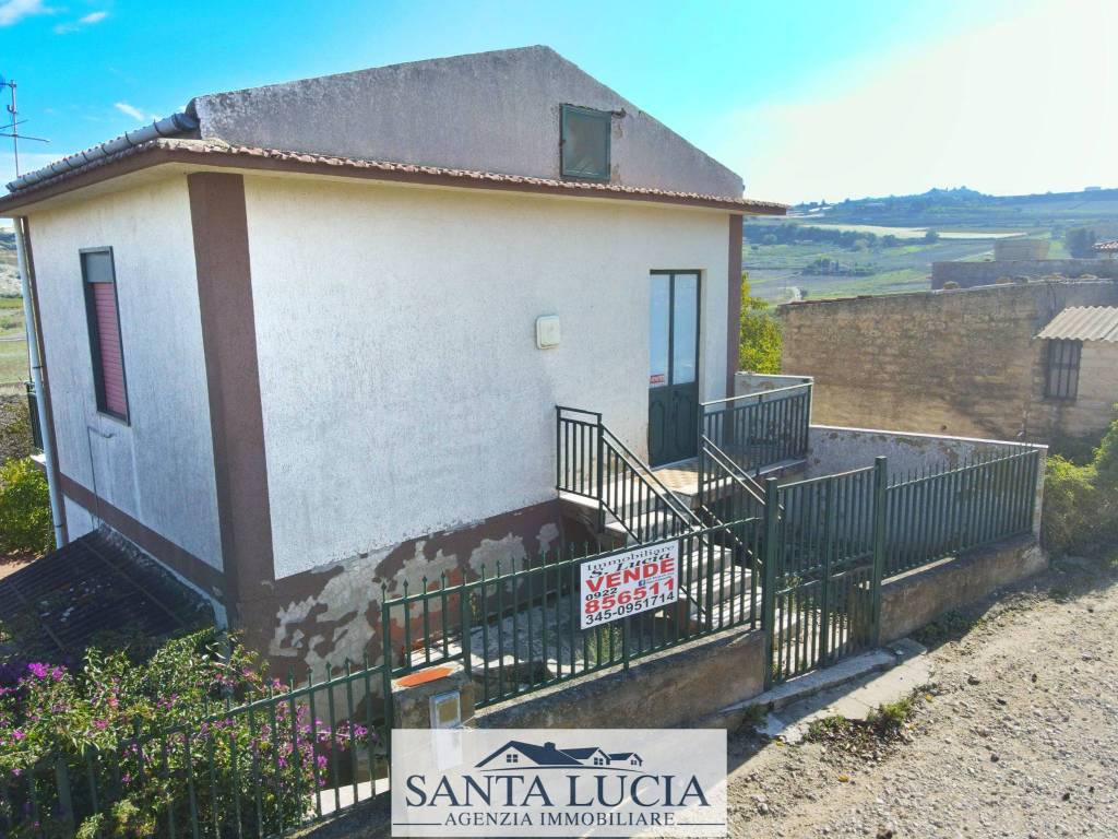 Villa a Canicattì in Strada Statale Degli Scrittori - Foto 2