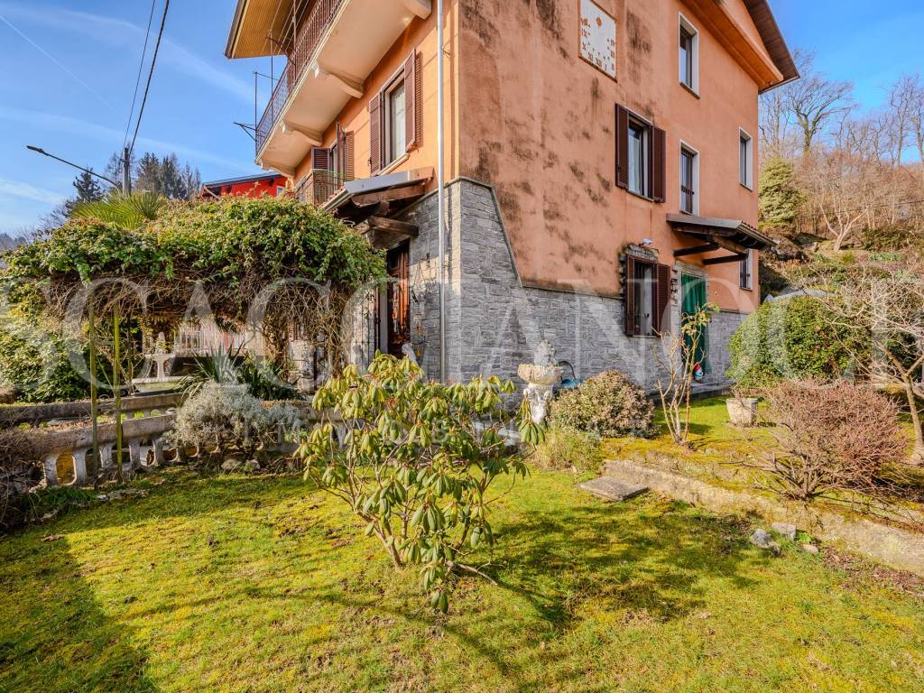 Villa a Valdilana in Frazione Polto, 1 - Foto 2