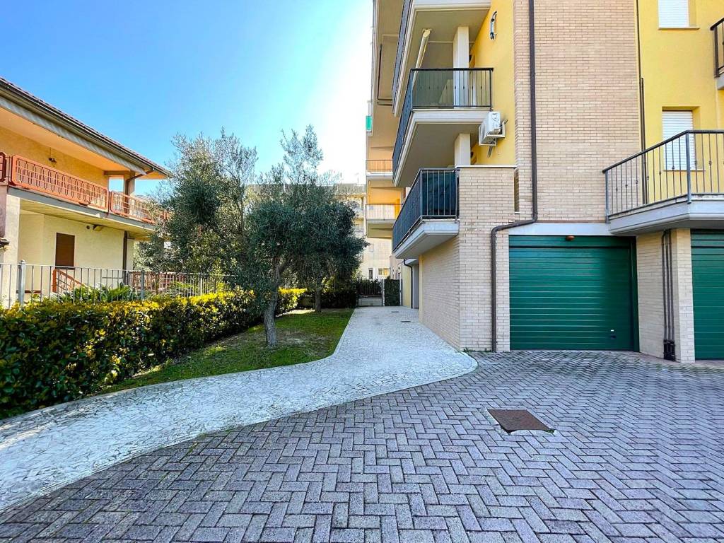 Attico / mansarda a Martinsicuro in Via Tosti - Foto 2