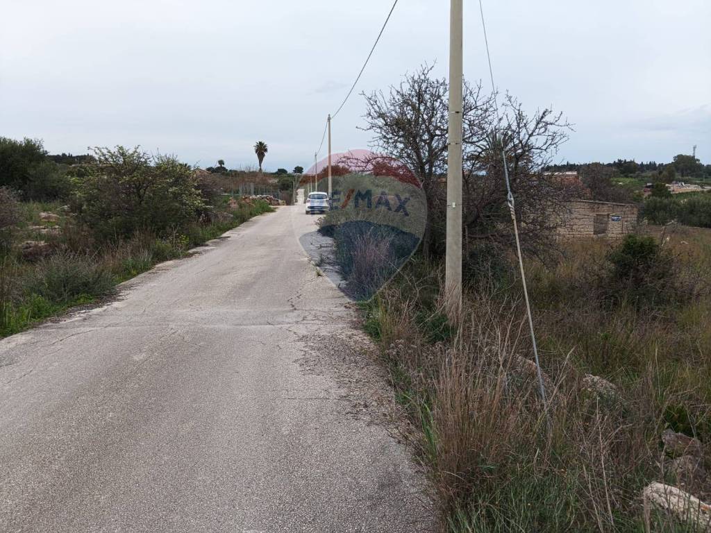 Terreno a Melilli in via Brucoli - Foto 3