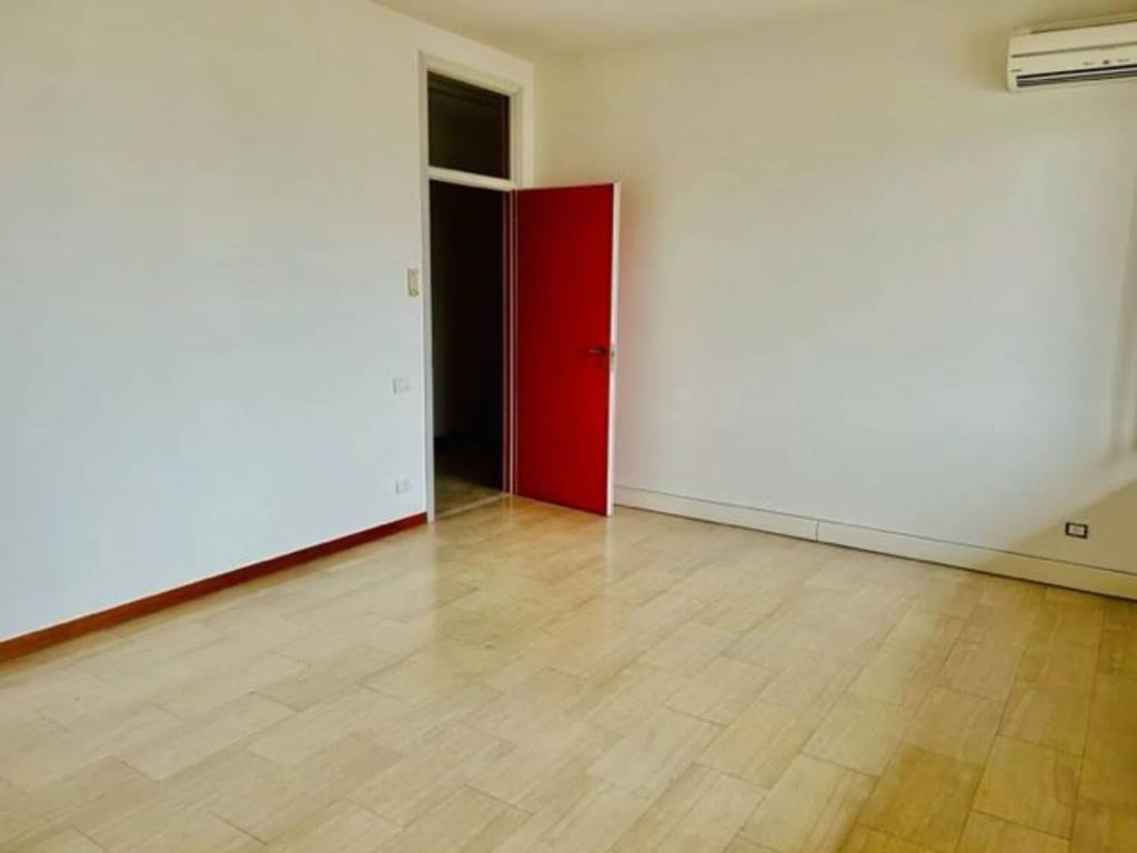 Immobile a Prato in Viale Vittorio Veneto S.N.C. - Foto 2