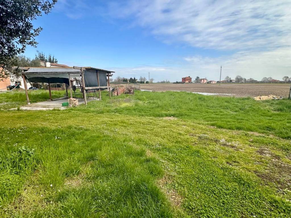 Villa a Mirandola in Via Ponte Pietra - Foto 4