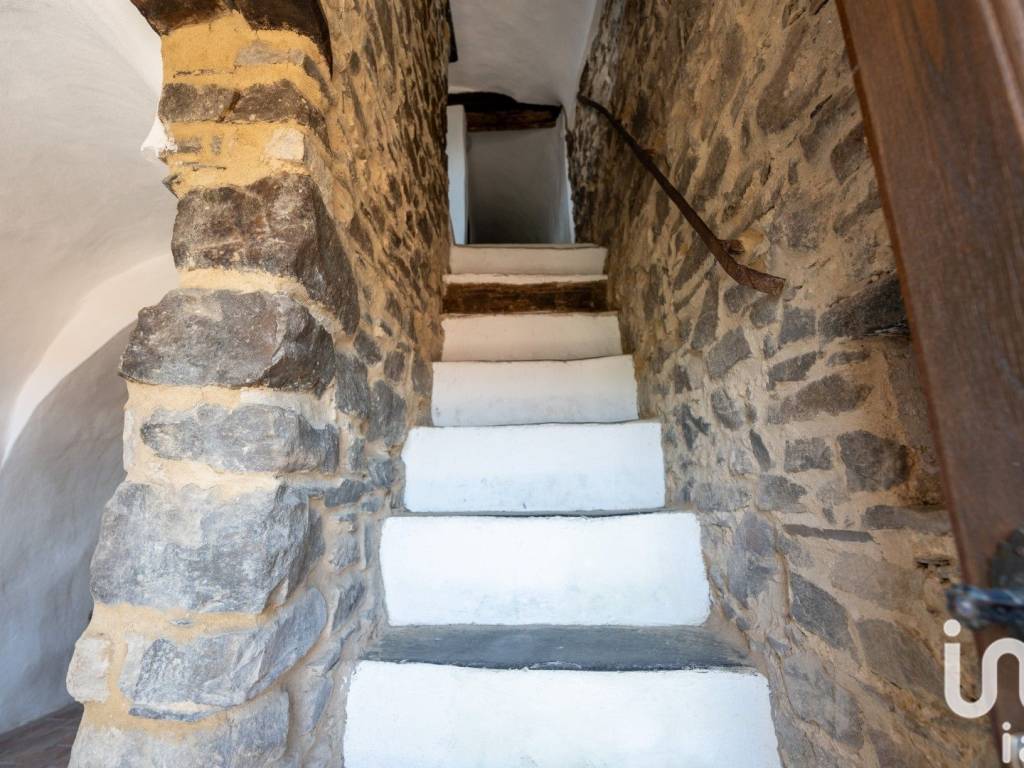 Villa a Bajardo in Via A. Podestà, 2 - Foto 3