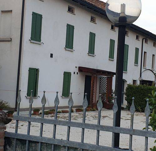 Villetta a schiera a Carpi in Via Sott'Argine 54 - Foto 4