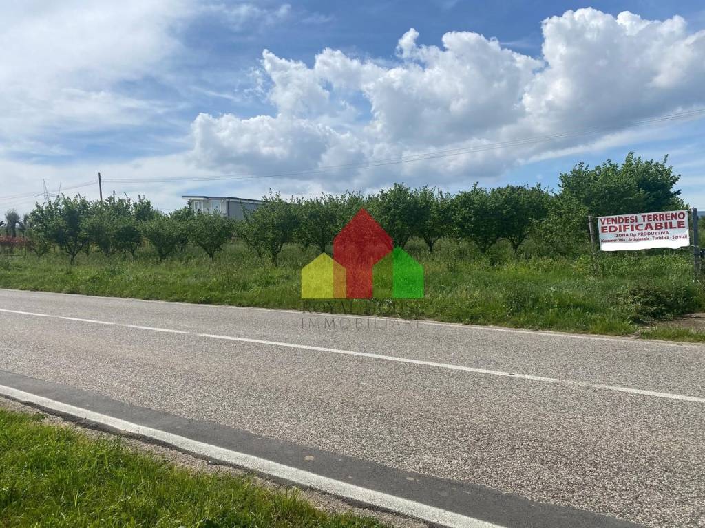 Terreno a Caserta in Via Eugenio Montale - Foto 2