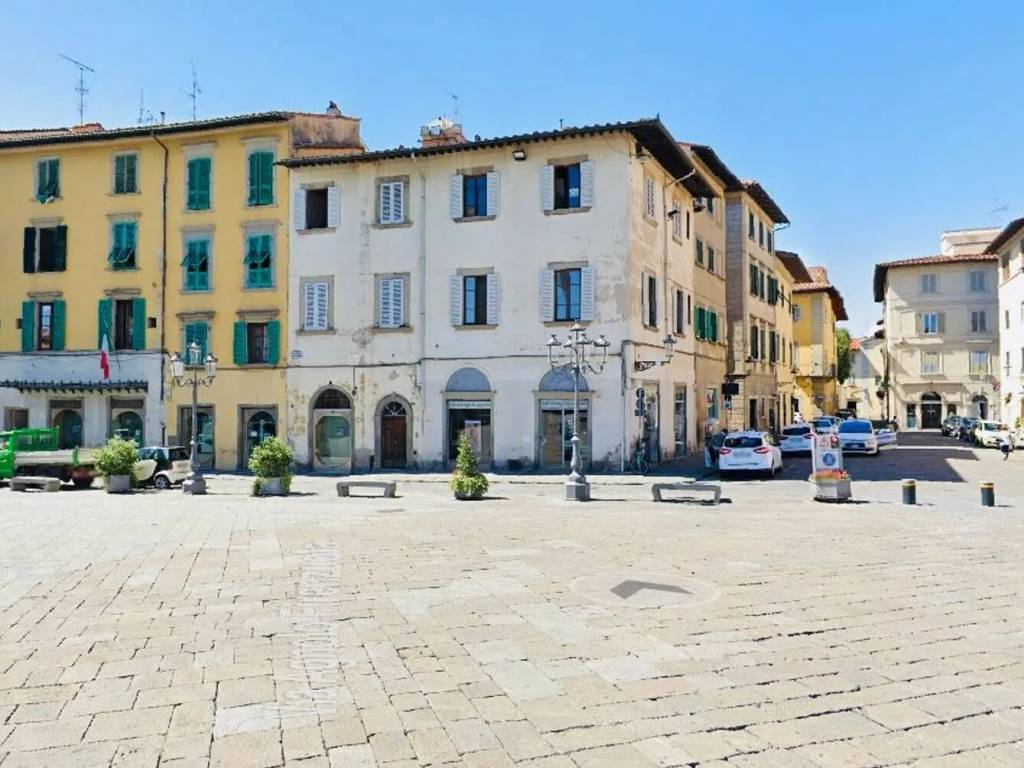 Immobile a Prato in Piazza Del Duomo S.N.C. - Foto 2