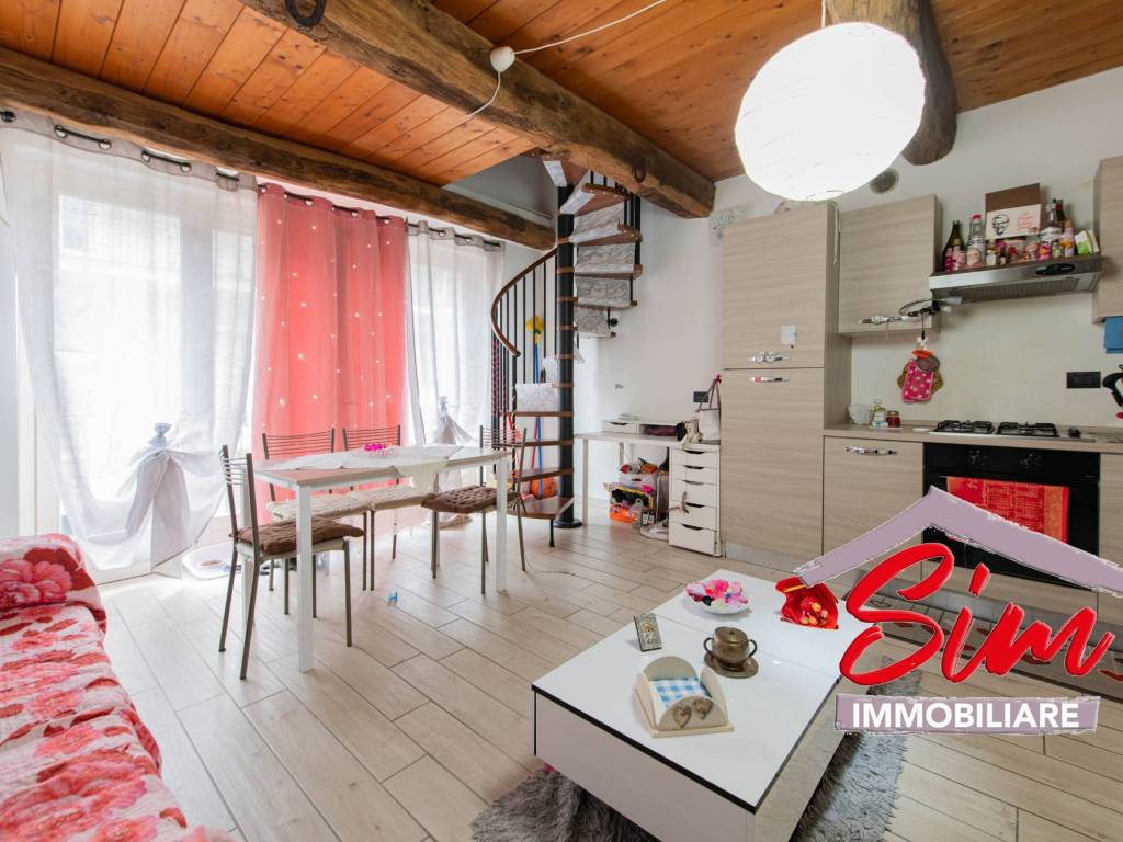 Appartamento a Cameri in Via San Francesco D'Assisi - Foto 2