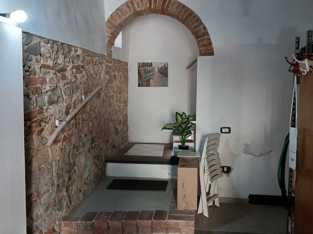 Casa indipendente a Montevarchi in Via Marzia - Foto 4