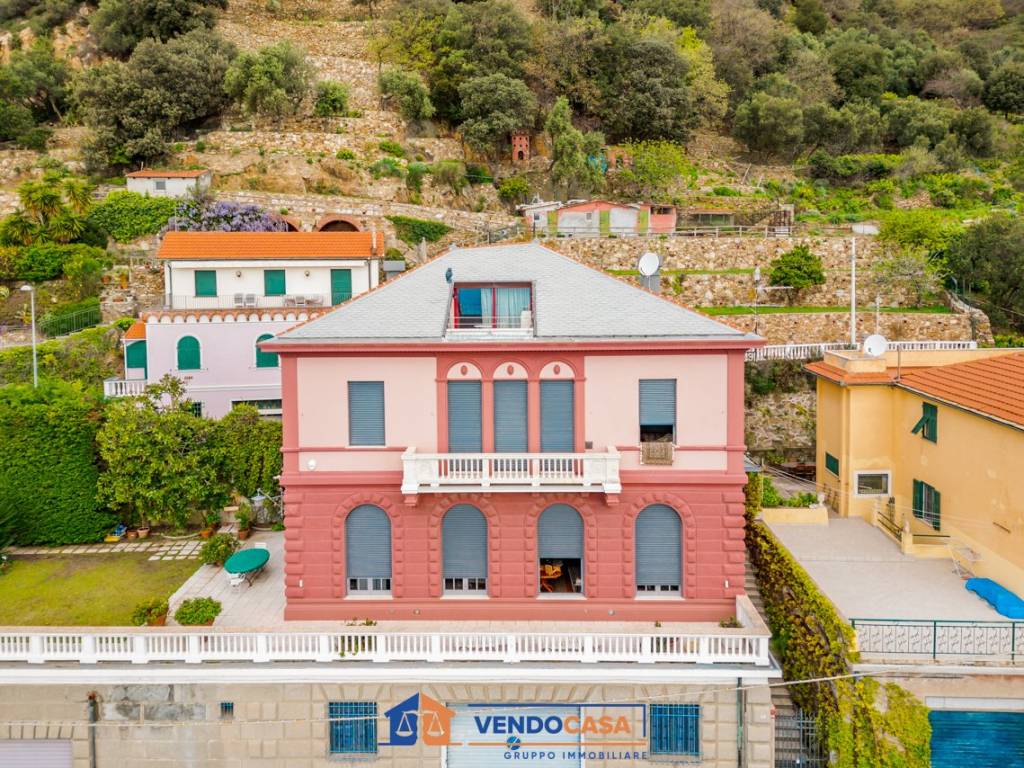 Villa a Bergeggi in Via Ademaro De Mari, 31 - Foto 3