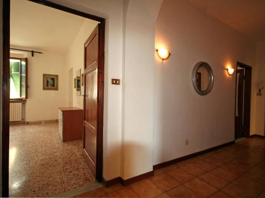 Appartamento a Barga in Via Nazionale, - Foto 2