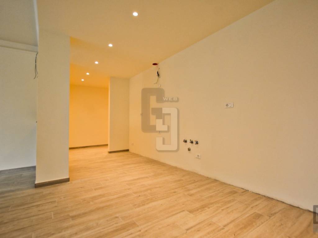 Appartamento a Prato in Viale Vittorio Veneto - Foto 4