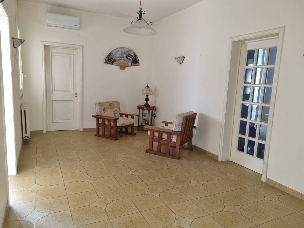 Casa indipendente a Copertino in Via Ada Negri, 22 - Foto 3