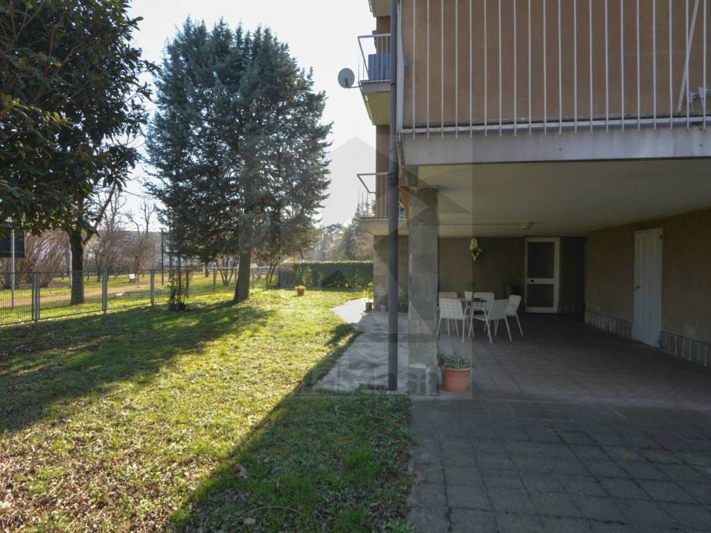 Appartamento a Origgio in via Padre Airoldi, 7 - Foto 2
