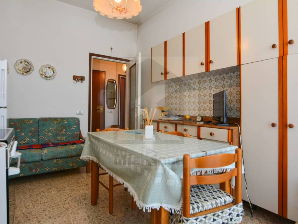 Appartamento a Origgio in via Padre Airoldi, 7 - Foto 4