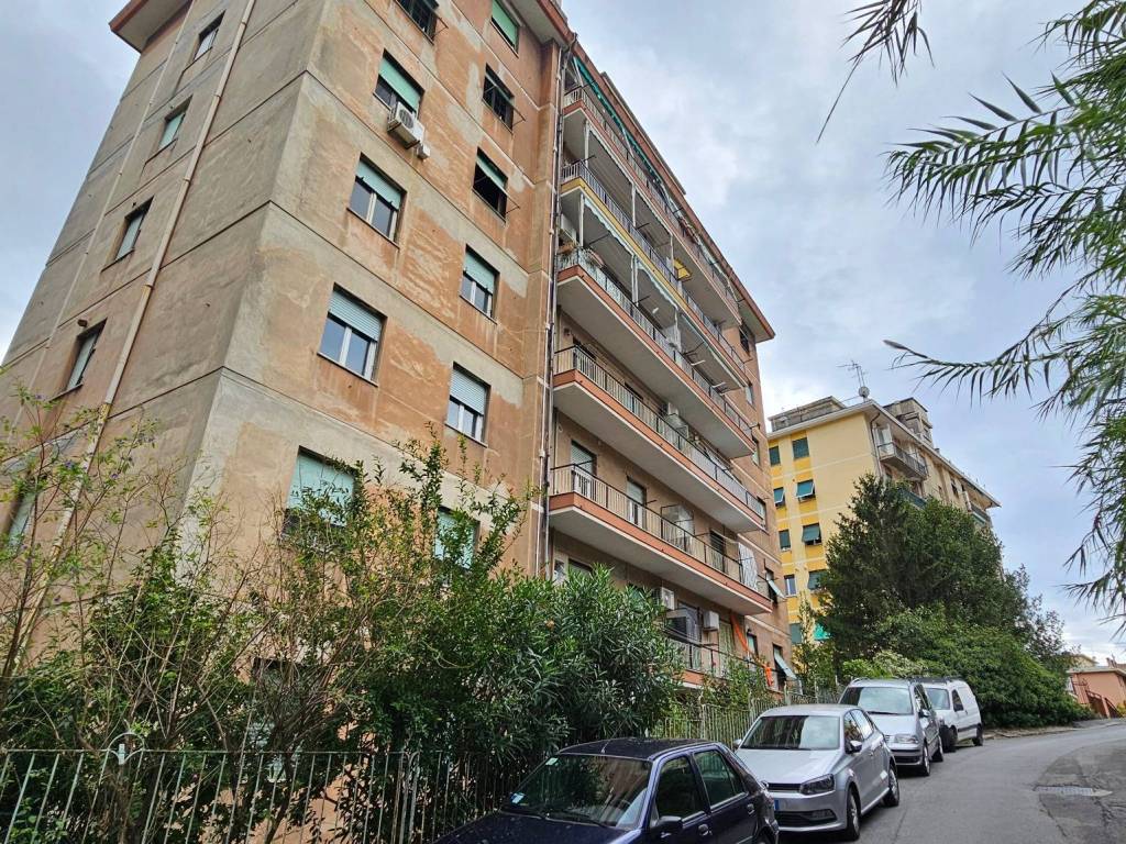 Appartamento a Genova in Via Guido Agosti - Foto 3