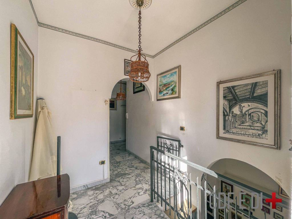 Appartamento a Castelnuovo di farfa in Via Roma - Foto 4