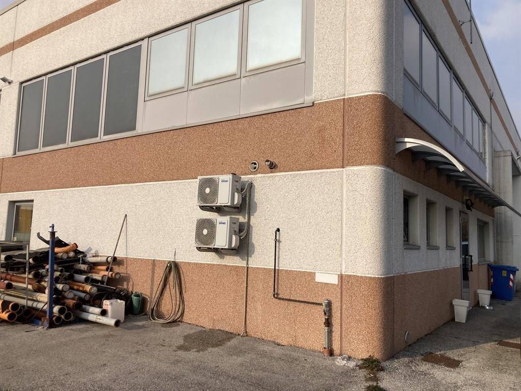Immobile a Porcia in via maestri del lavoro, 40 - Foto 2