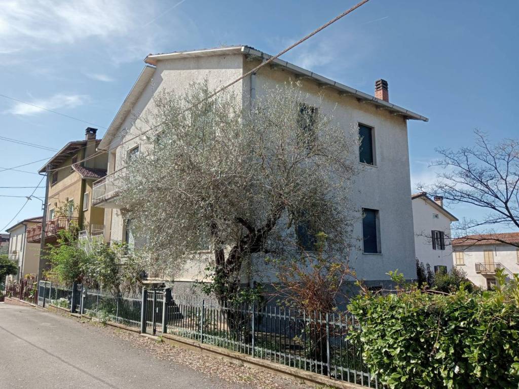 Villa a Narni in Via Piave S.N.C. - Foto 2