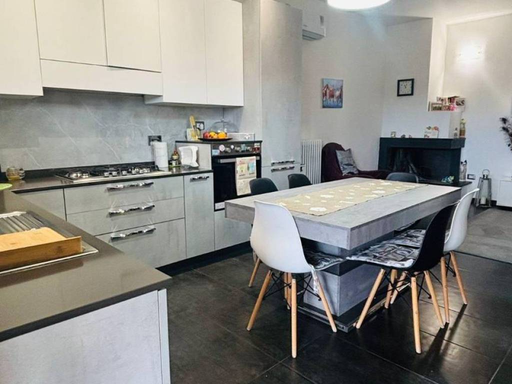Villa a Aprilia in Via dei Lecci, 1 - Foto 3