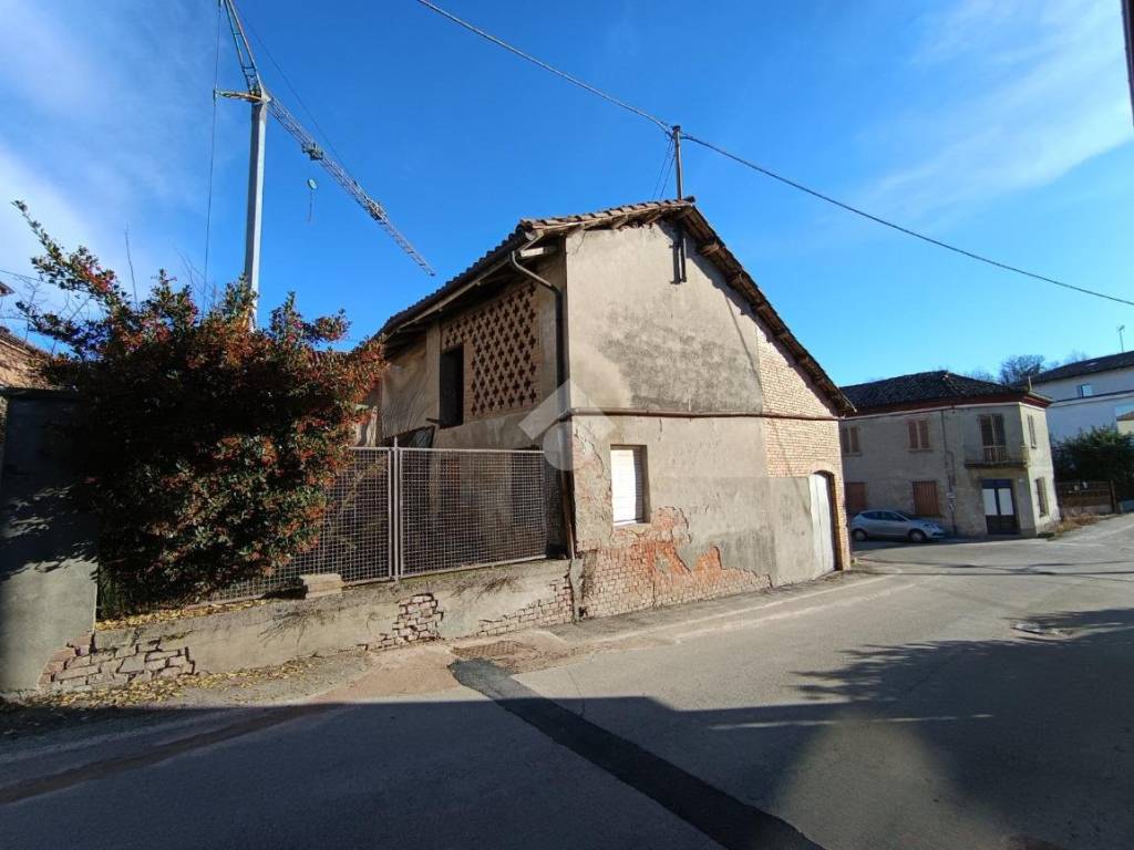 Casa indipendente a Costigliole d'asti in Str. S. Anna, 14 - Foto 4