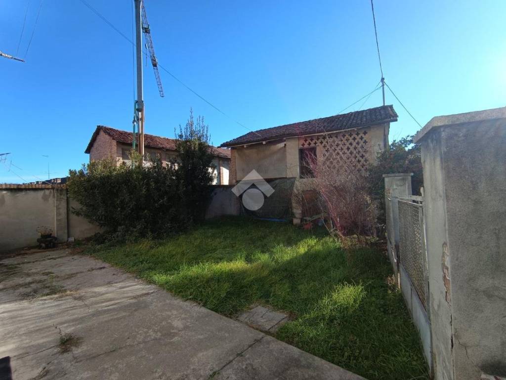 Casa indipendente a Costigliole d'asti in Str. S. Anna, 14 - Foto 5
