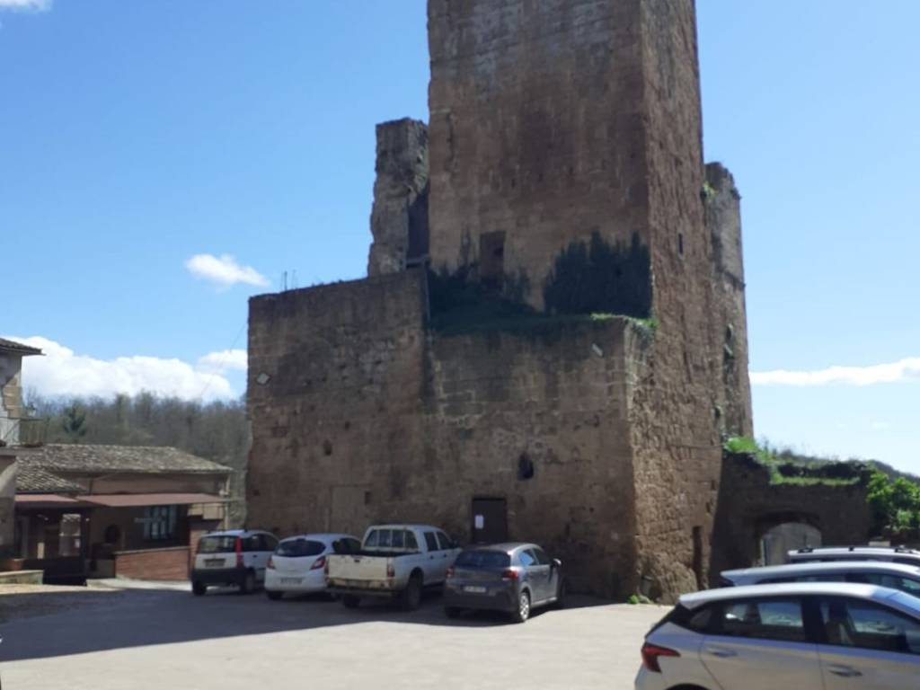 Casa indipendente a Sorano in Piazza della Rocca Castell' Ottieri - Foto 2