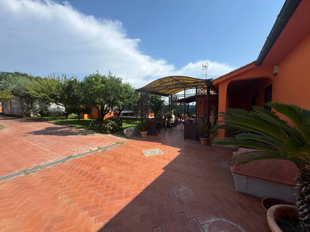 Villa a San felice circeo in Via Giacomo Leopardi, 30 - Foto 4