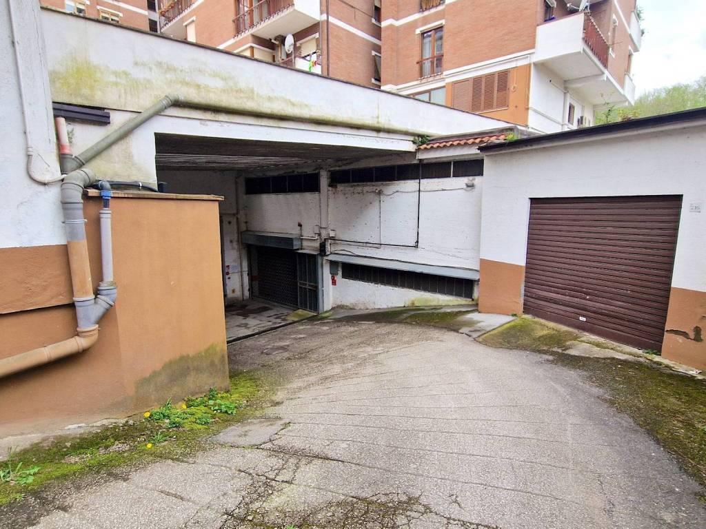 Box / garage a Avellino in Via Tagliamento, 242 - Foto 2