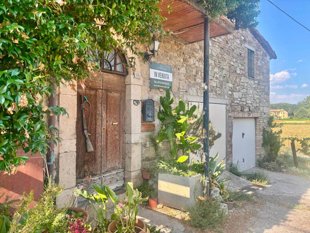 Casa indipendente a Todi in Vocabolo Case Conte - Foto 3