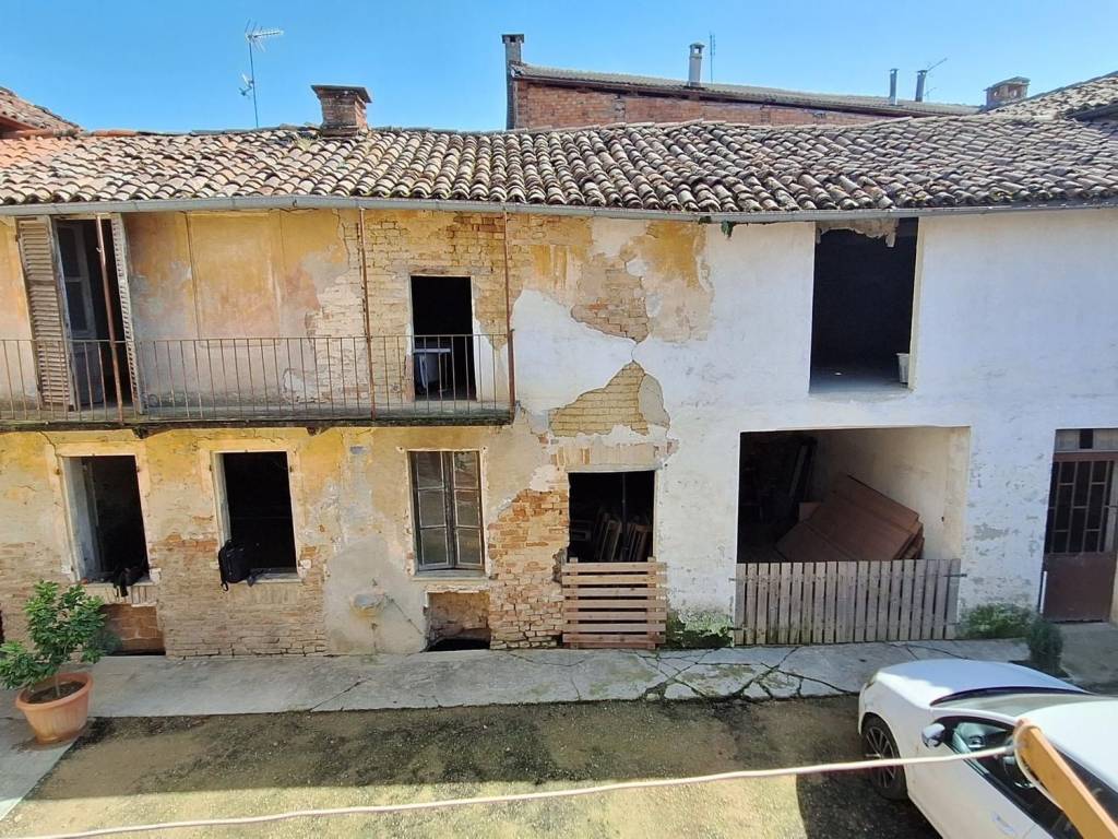 Casa indipendente a Castagnole monferrato in Via Cavour, N. 4 - Foto 4