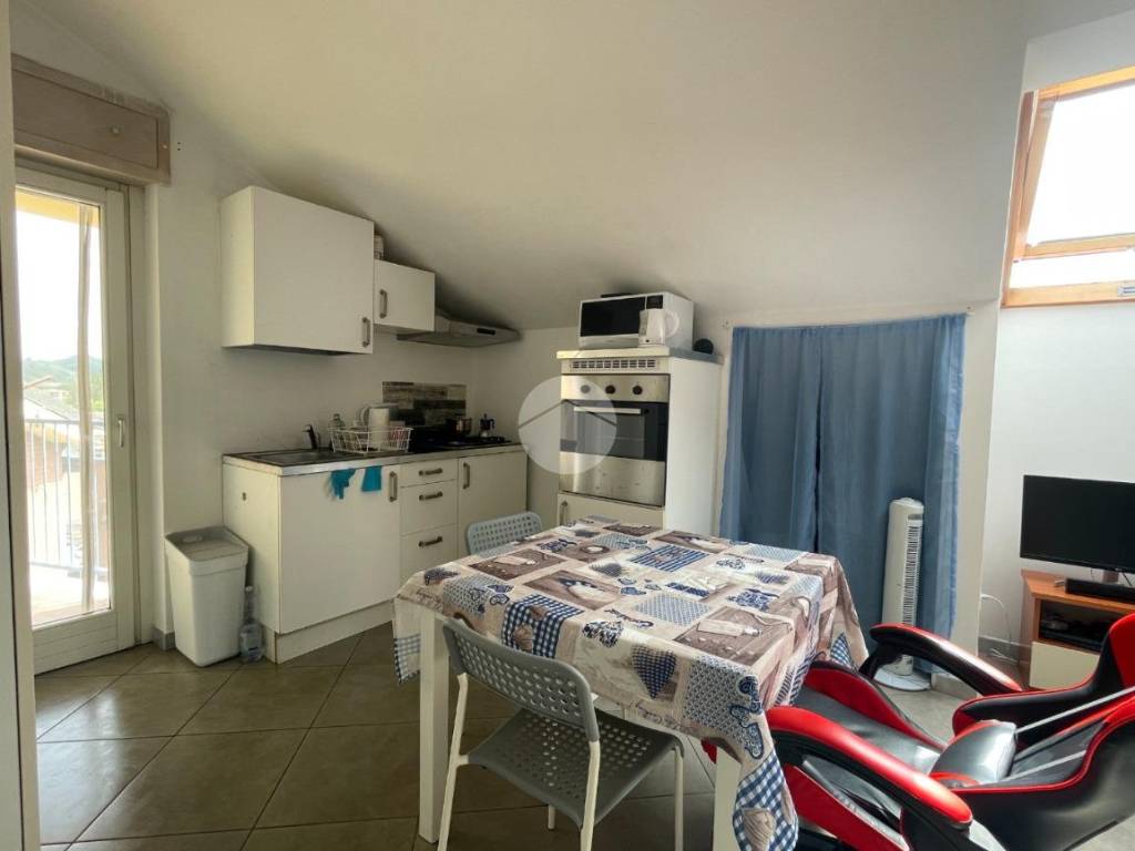 Appartamento a Asti in Via Francesco Cirio, 34 - Foto 2