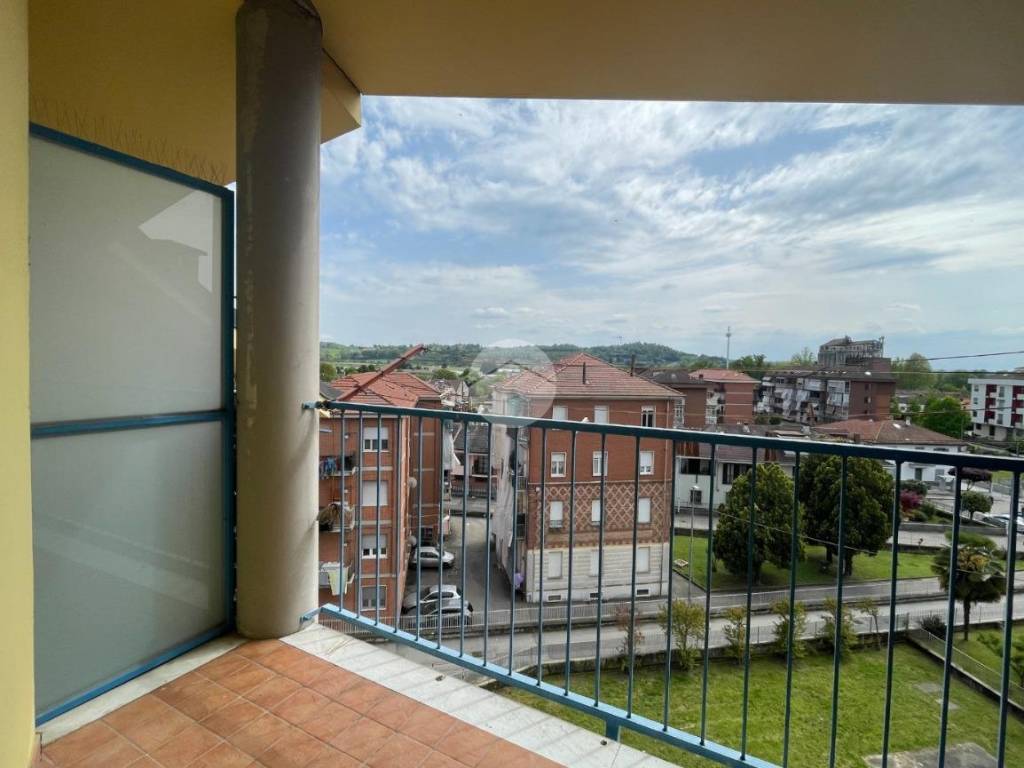 Appartamento a Asti in Via Francesco Cirio, 34 - Foto 5