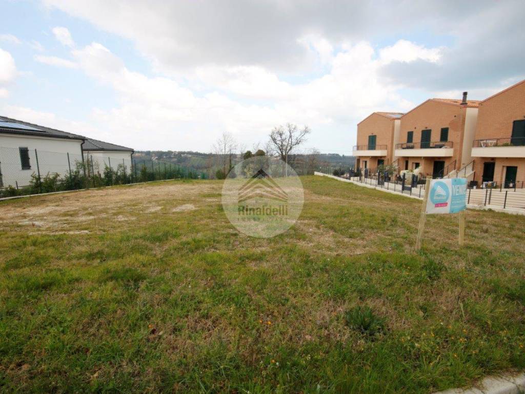 Terreno a Civitanova marche in Via Del Pincio 75 - Foto 3