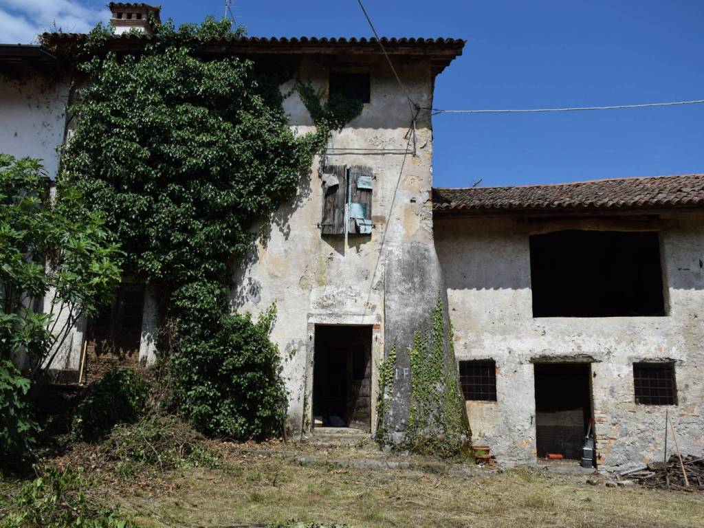 Rustico / casale a Cormons in Via Ugo Foscolo - Foto 4