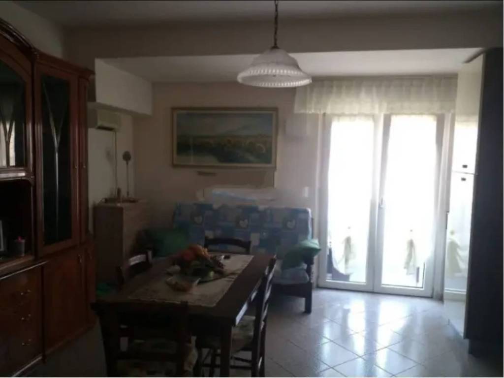 Appartamento a Roseto degli abruzzi in Via Nazionale - Foto 3