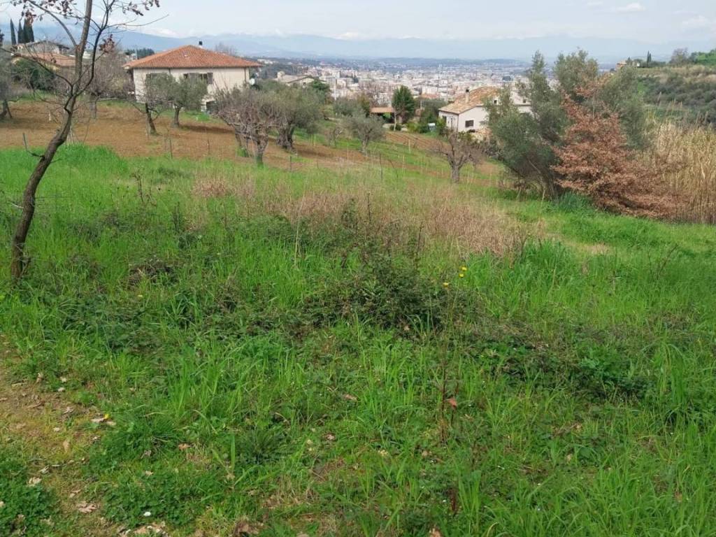 Terreno a Cosenza in via Giovanni Macchione - Foto 2