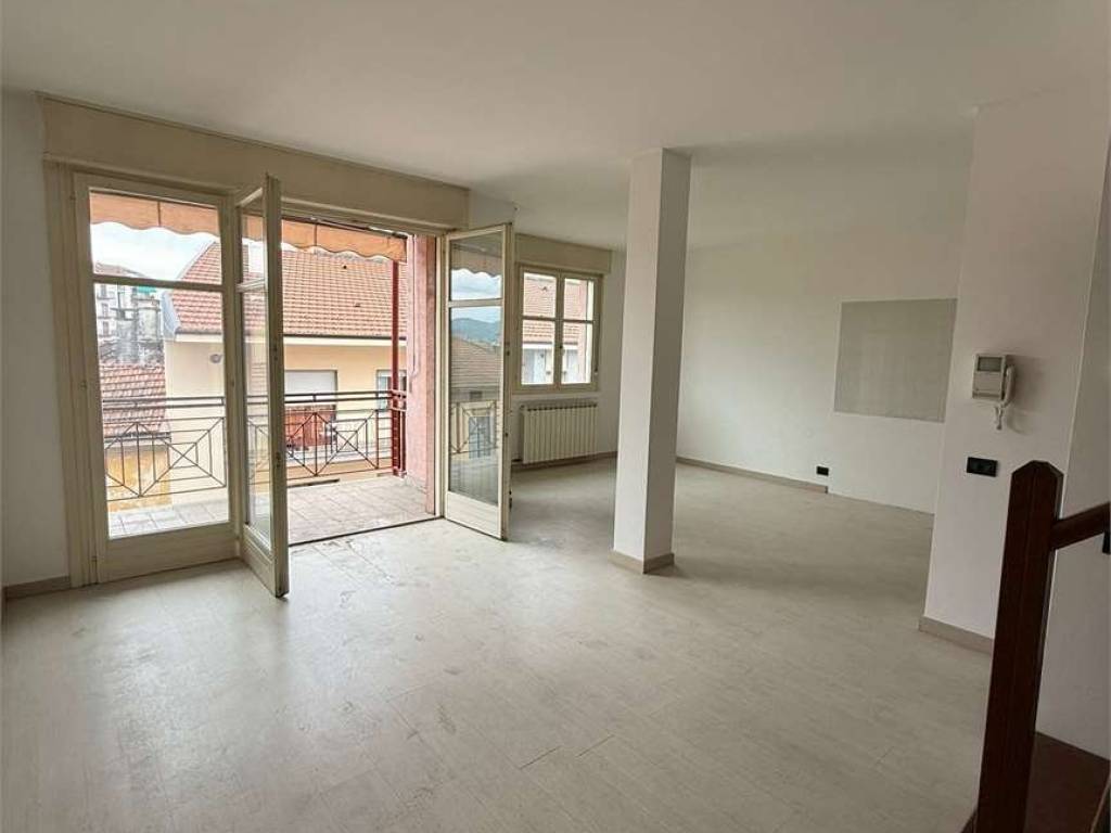 Appartamento a Verbania - Foto 2