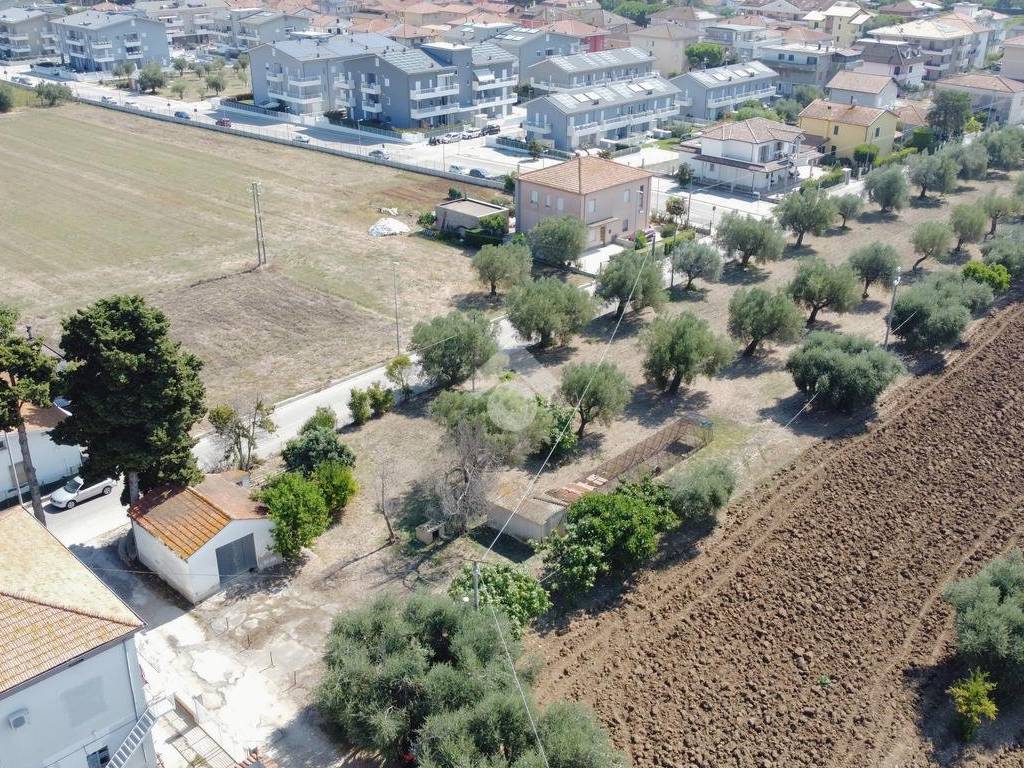 Terreno a Giulianova in Via Falgioni, 1 - Foto 4