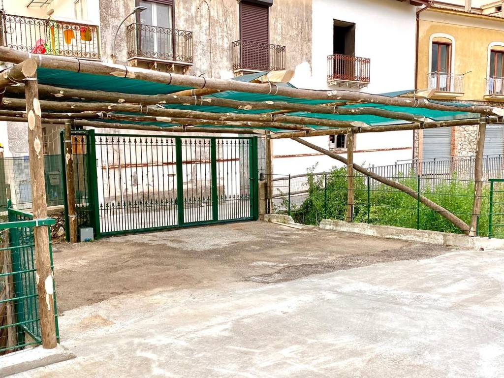 Box / garage a Vico equense in Via Raffaele Bosco, 913 - Foto 3
