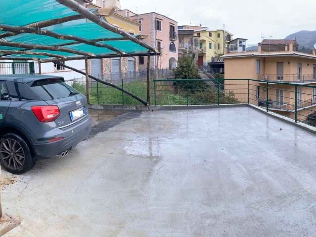 Box / garage a Vico equense in Via Raffaele Bosco, 913 - Foto 5