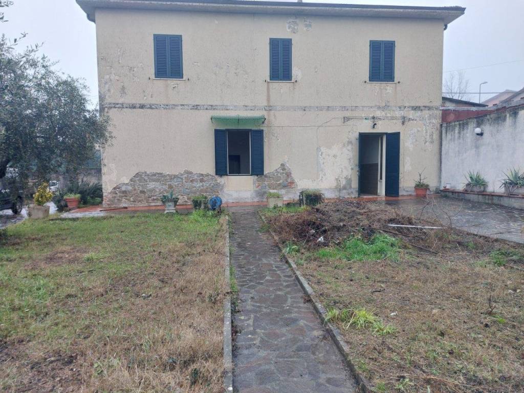 Villa a Castelfranco piandisco in Via delle Case Nuove - Foto 5