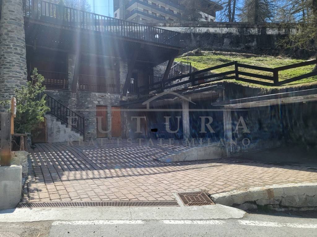 Appartamento a Valtournenche in Via Funivie - Foto 4