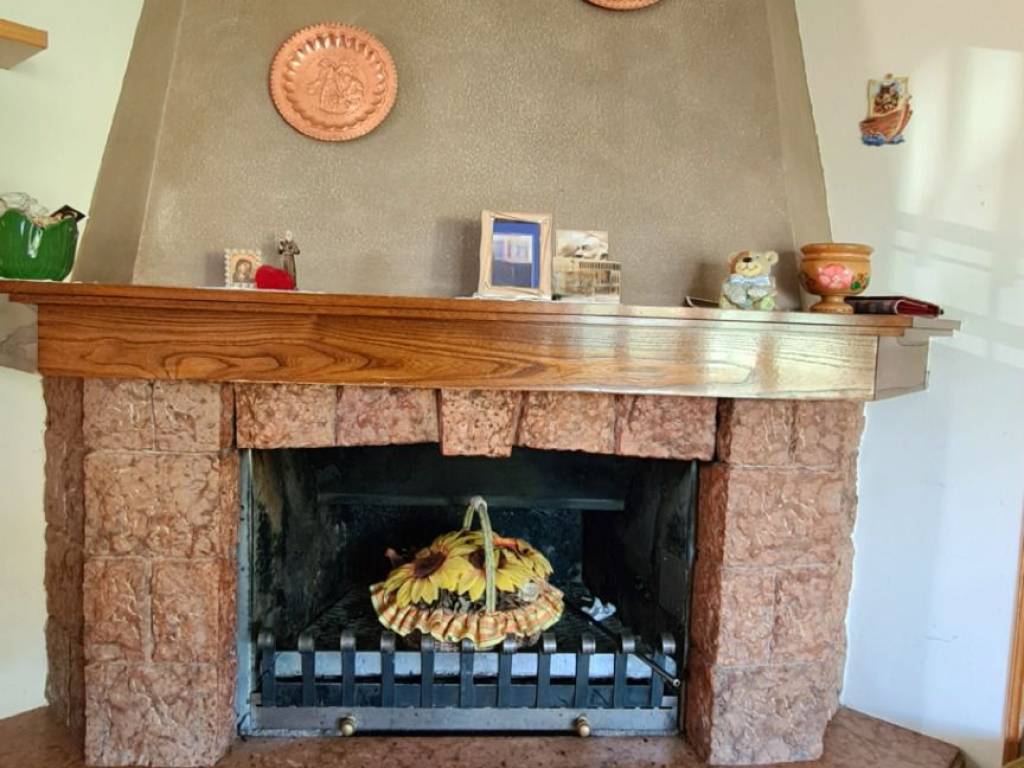 Casa indipendente a Montesarchio in Via Fizzo - Foto 4