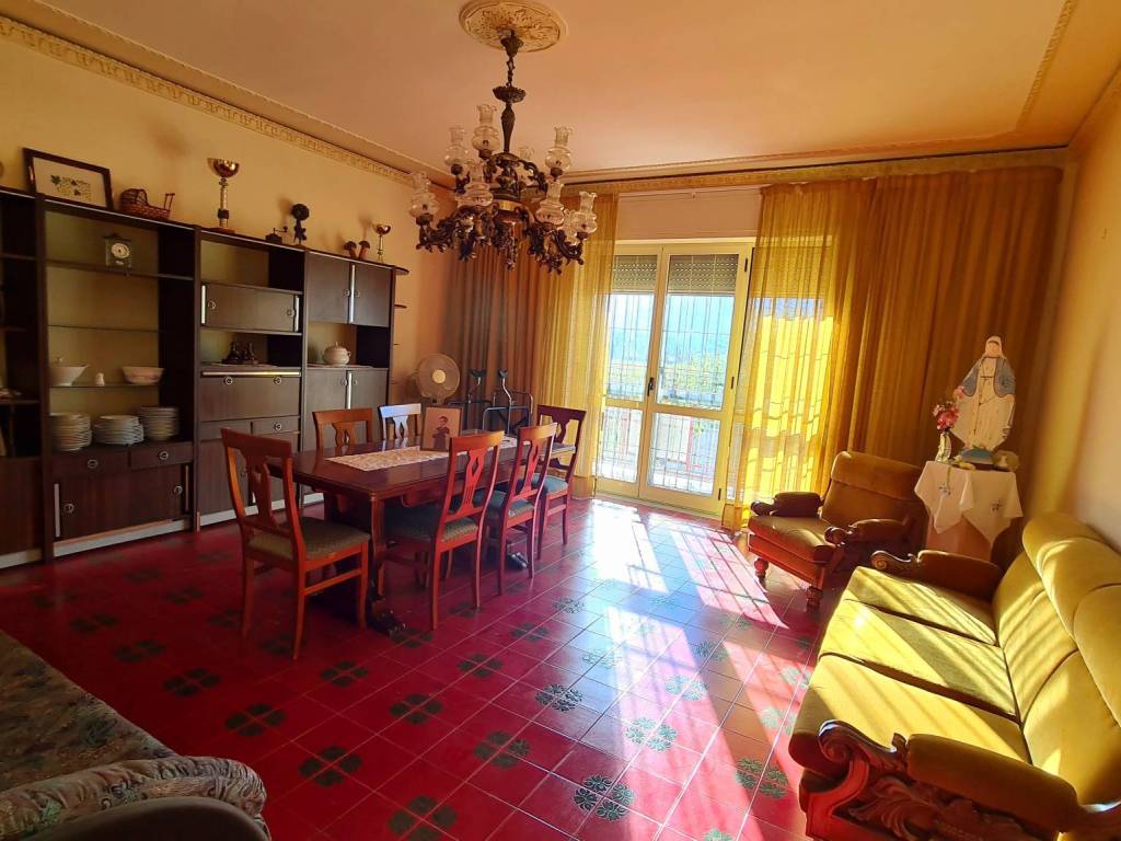 Casa indipendente a Montesarchio in Via Fizzo - Foto 5