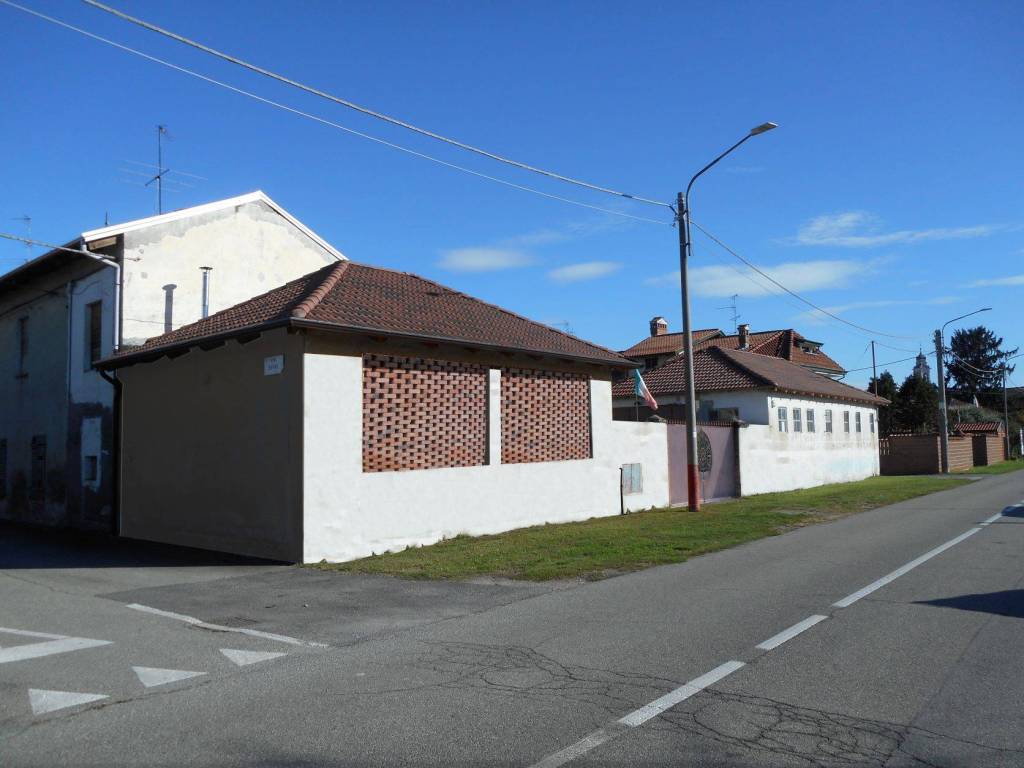 Villa a Tronzano vercellese in Via per Santhià, 34 - Foto 4