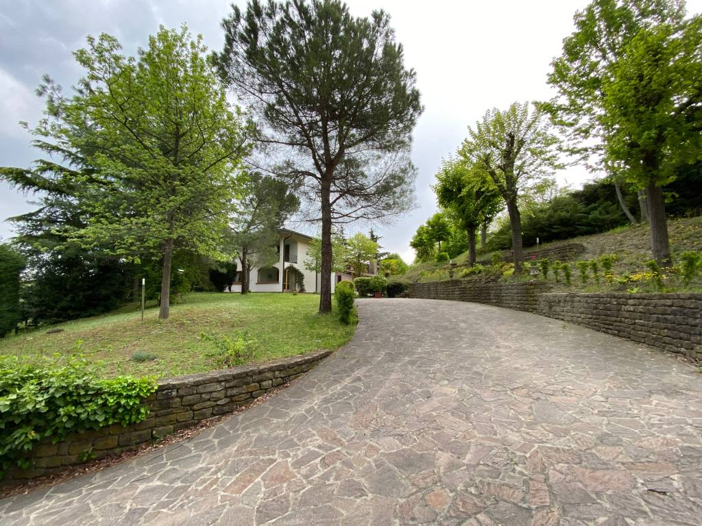 Villa a Cairo montenotte in Via Andrea Pighini - Foto 2
