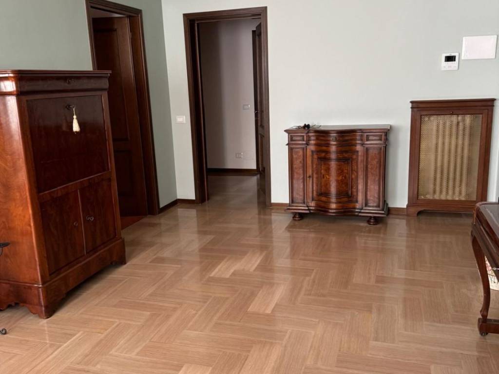 Appartamento a Parma in Via Giuditta Sidoli - Foto 2