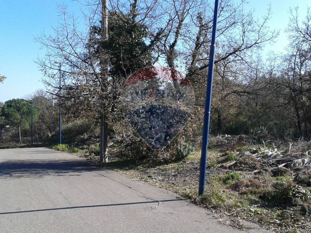 Terreno a Pedara in Via Archimede - Foto 3