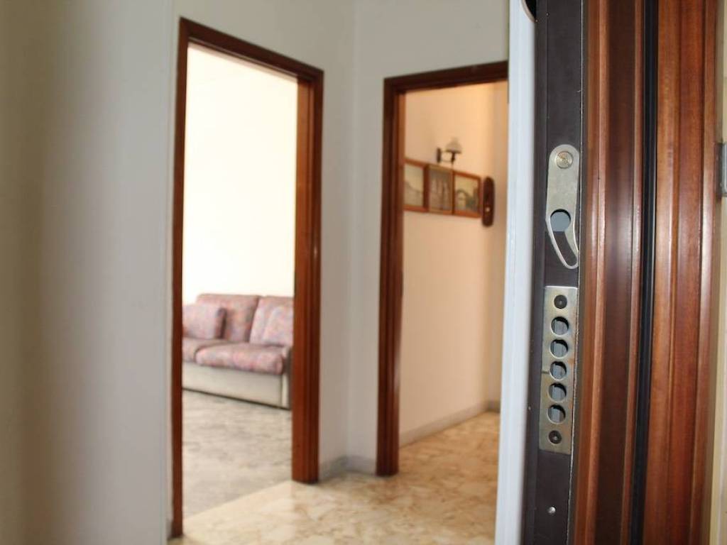 Appartamento a Taranto in Via Umbria, 57 - Foto 5