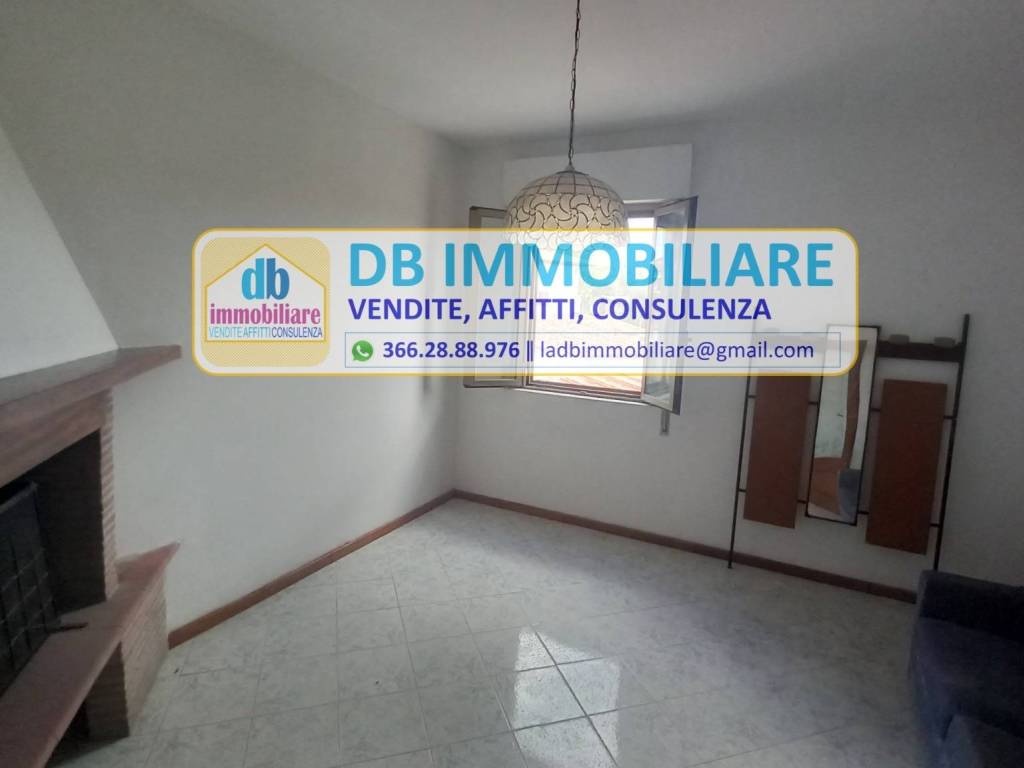 Appartamento a Montevarchi in Via Leona, 40 - Foto 2